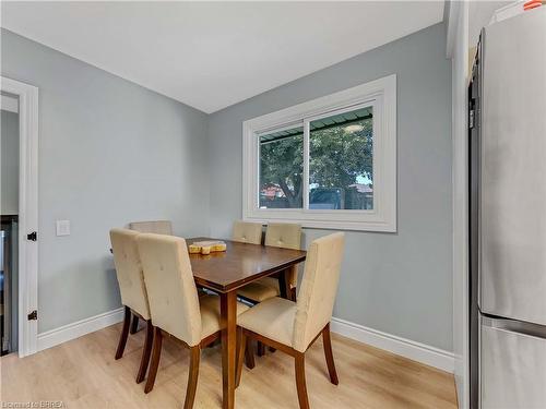 24 Kensington Avenue, Brantford, ON - Indoor Photo Showing Dining Room