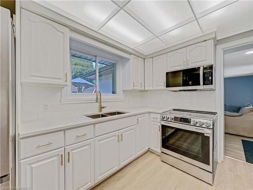 24 Kensington Avenue, Brantford, ON - Indoor Photo Showing Kitchen With Double Sink