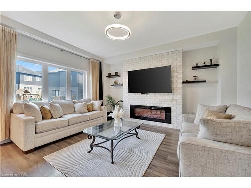 6 Tarrison Street, Brantford, ON - Indoor Photo Showing Living Room With Fireplace