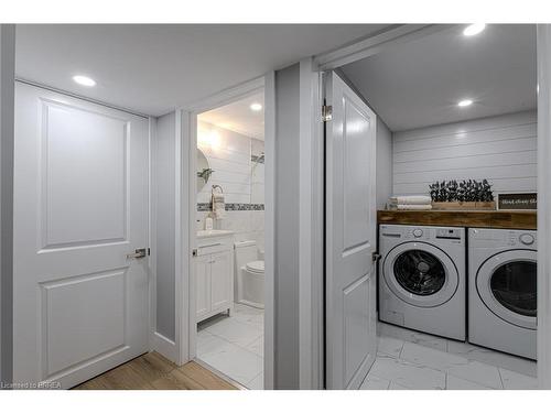 31 Varadi Avenue, Brantford, ON - Indoor Photo Showing Laundry Room