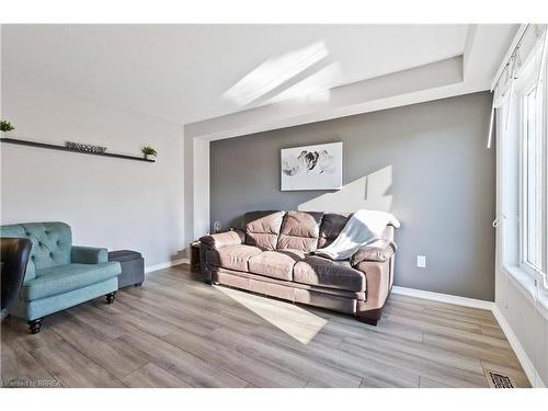 247 Powell Road, Brantford, ON - Indoor