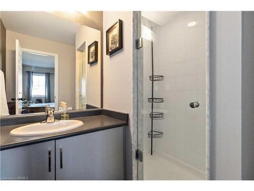 247 Powell Road, Brantford, ON - Indoor Photo Showing Bathroom