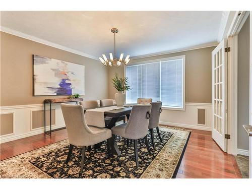 59 Highland Drive, Brantford, ON - Indoor Photo Showing Dining Room