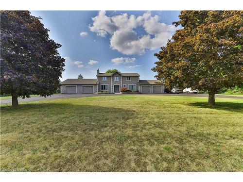 59 Highland Drive, Brantford, ON - Outdoor