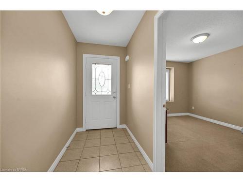 15-385 Park Road N, Brantford, ON - Indoor Photo Showing Other Room