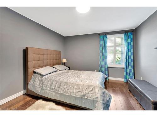 19-15 Cobden Court, Brantford, ON - Indoor Photo Showing Bedroom