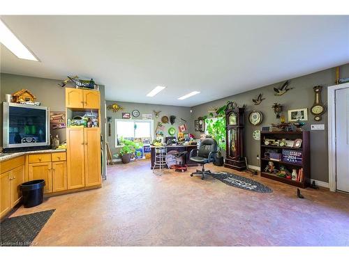 481 Lynden Road, Brantford, ON - Indoor