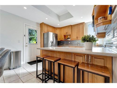 68 Richmond Street, Brantford, ON - Indoor Photo Showing Kitchen