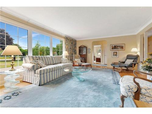 78 Ava Road, Brantford, ON - Indoor Photo Showing Living Room