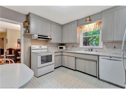 78 Ava Road, Brantford, ON - Indoor Photo Showing Kitchen