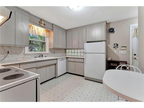 78 Ava Road, Brantford, ON - Indoor Photo Showing Kitchen