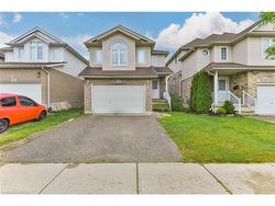 39 Chantilly Street  Kitchener, ON N2R 1V7