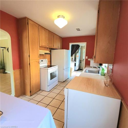 36 Dudhope Street, Cambridge, ON - Indoor Photo Showing Kitchen