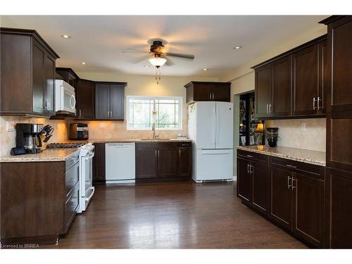 4597 Kelvin Road, Scotland, ON - Indoor Photo Showing Kitchen