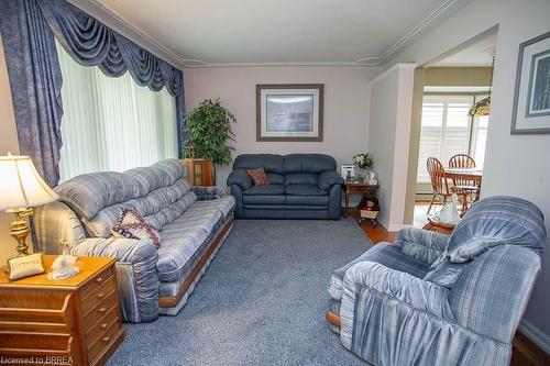 20 Allwood Street, Brantford, ON - Indoor Photo Showing Living Room