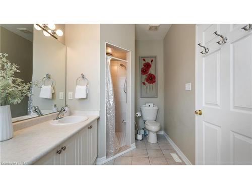 137 Thoroughbred Boulevard, Ancaster, ON - Indoor Photo Showing Bathroom