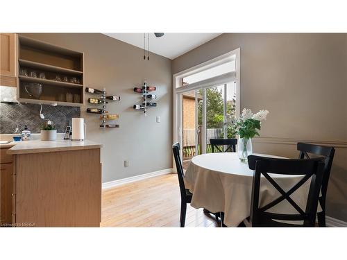 137 Thoroughbred Boulevard, Ancaster, ON - Indoor Photo Showing Dining Room