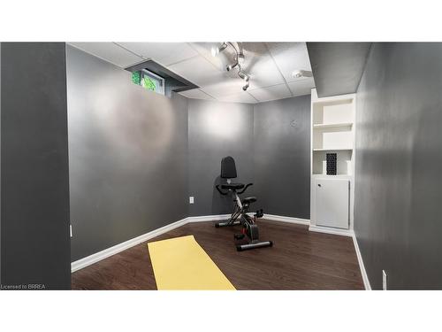 137 Thoroughbred Boulevard, Ancaster, ON - Indoor Photo Showing Gym Room