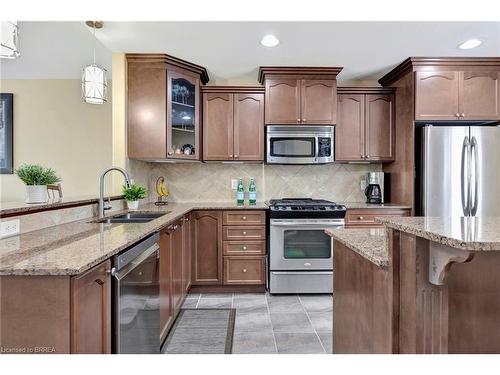 10 Stratford Terrace, Brantford, ON - Indoor Photo Showing Kitchen With Stainless Steel Kitchen With Double Sink