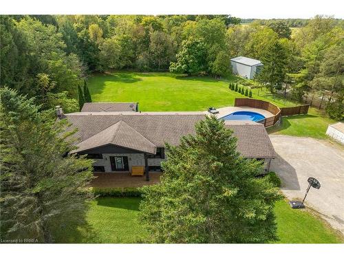 465 Old Onondaga Road E, Brantford, ON - Outdoor With In Ground Pool With Backyard