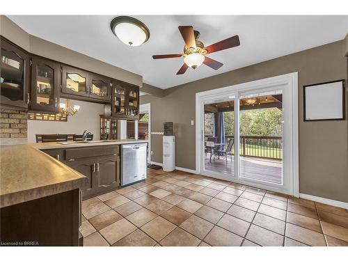 465 Old Onondaga Road E, Brantford, ON - Indoor Photo Showing Kitchen With Double Sink