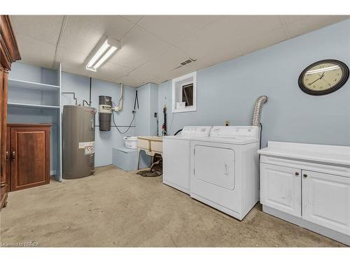 465 Old Onondaga Road E, Brantford, ON - Indoor Photo Showing Laundry Room