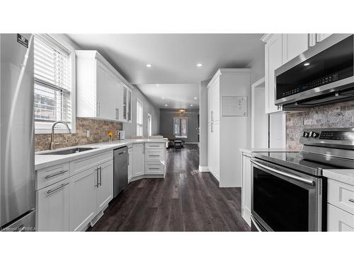 8 Webling Street, Brantford, ON - Indoor Photo Showing Kitchen With Upgraded Kitchen