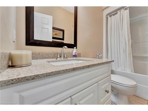 10 Golden Meadow Drive, Port Dover, ON - Indoor Photo Showing Bathroom