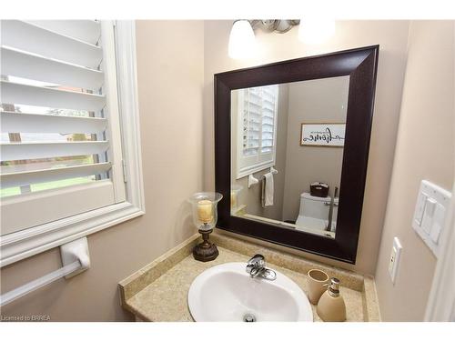 51 Queensway Drive, Brantford, ON - Indoor Photo Showing Bathroom