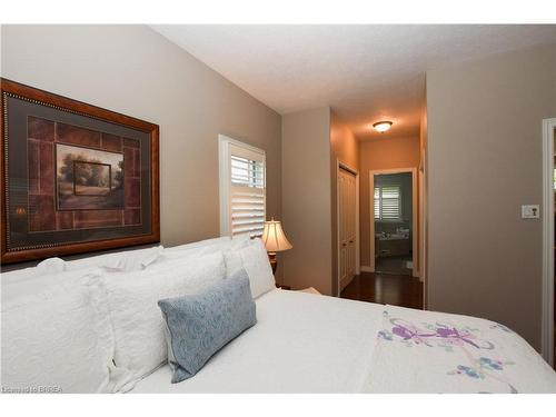 51 Queensway Drive, Brantford, ON - Indoor Photo Showing Bedroom