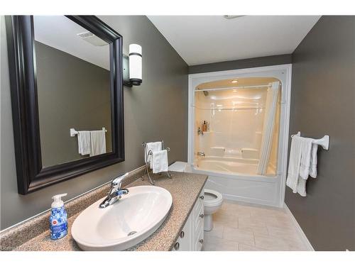 51 Queensway Drive, Brantford, ON - Indoor Photo Showing Bathroom