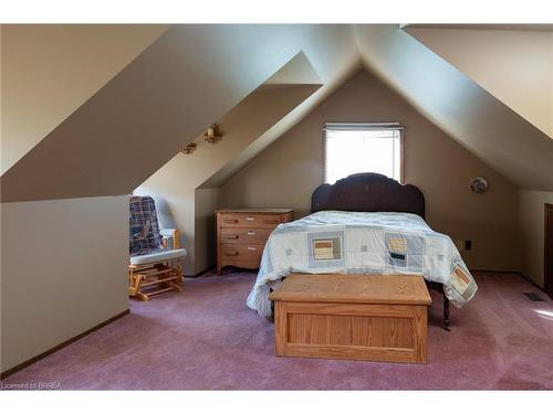 93 Simcoe Street, Scotland, ON - Indoor Photo Showing Bedroom