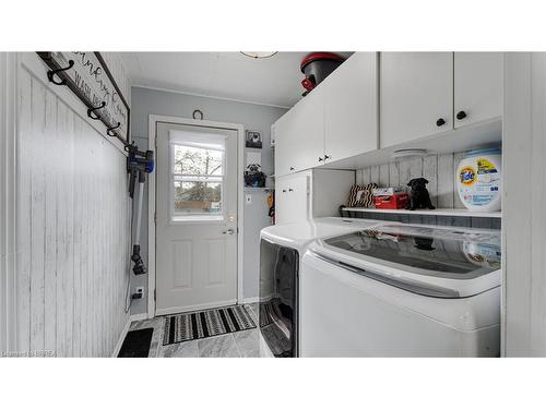 49 Wilcox Drive, Peacock Point, ON - Indoor Photo Showing Kitchen