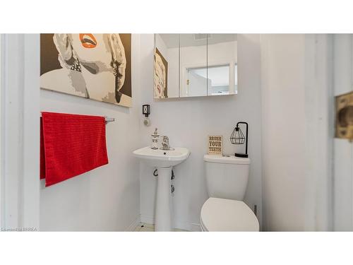 49 Wilcox Drive, Peacock Point, ON - Indoor Photo Showing Bathroom