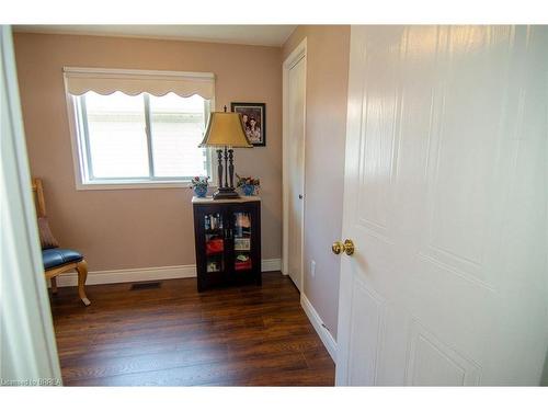 1370 Treeland Street, Burlington, ON - Indoor Photo Showing Other Room