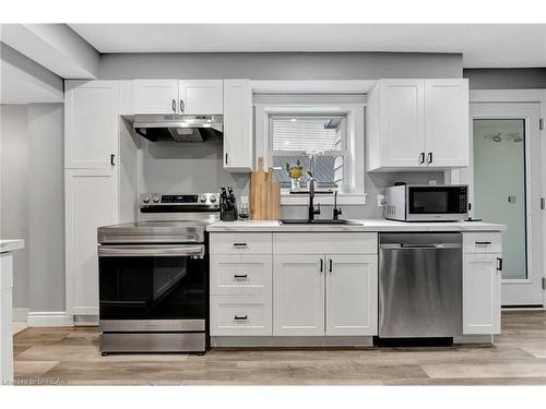 119 Frances Street, Ingersoll, ON - Indoor Photo Showing Kitchen