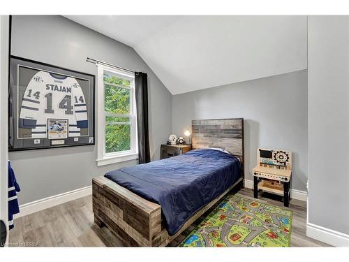 119 Frances Street, Ingersoll, ON - Indoor Photo Showing Bedroom