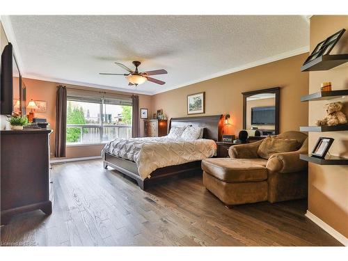 95 Blackburn Drive, Brantford, ON - Indoor Photo Showing Bedroom