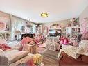 68 Bay Street, Woodstock, ON  - Indoor Photo Showing Living Room 