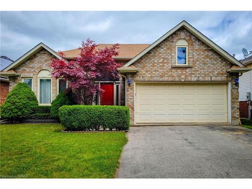 16 Maplecrest Lane, Brantford, ON - Outdoor