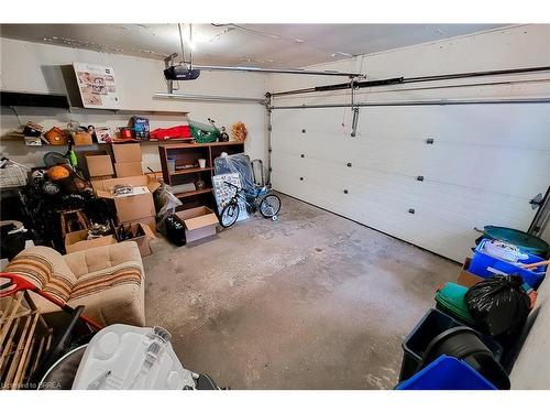 16 Maplecrest Lane, Brantford, ON - Indoor Photo Showing Garage