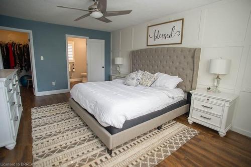 52 Beckett Drive, Brantford, ON - Indoor Photo Showing Bedroom