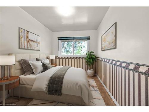 17 Baxter Street, Brantford, ON - Indoor Photo Showing Bedroom