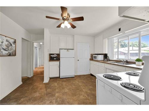 17 Baxter Street, Brantford, ON - Indoor Photo Showing Kitchen With Double Sink