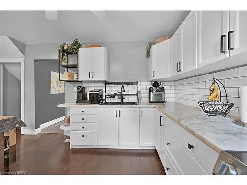 169 Connaught Avenue N, Hamilton, ON - Indoor Photo Showing Kitchen