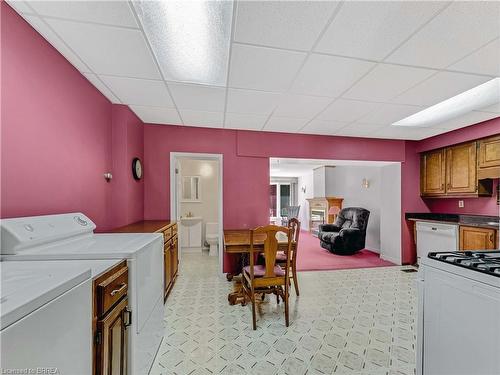 19 Church Street, Paris, ON - Indoor Photo Showing Laundry Room