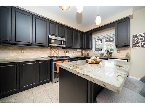 19 Humphrey Street, Waterdown, ON - Indoor Photo Showing Kitchen