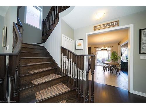 19 Humphrey Street, Waterdown, ON - Indoor Photo Showing Other Room