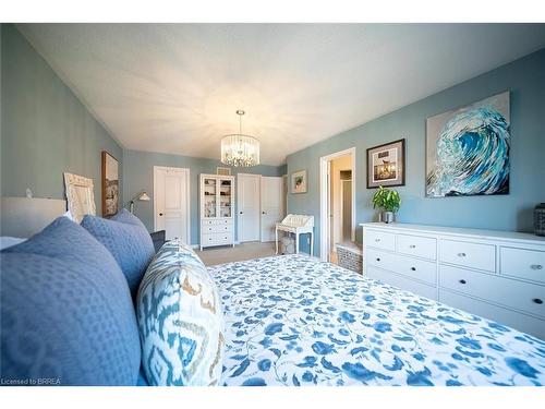 19 Humphrey Street, Waterdown, ON - Indoor Photo Showing Bedroom