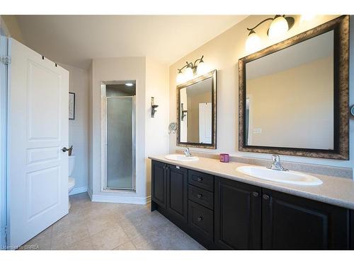 19 Humphrey Street, Waterdown, ON - Indoor Photo Showing Bathroom